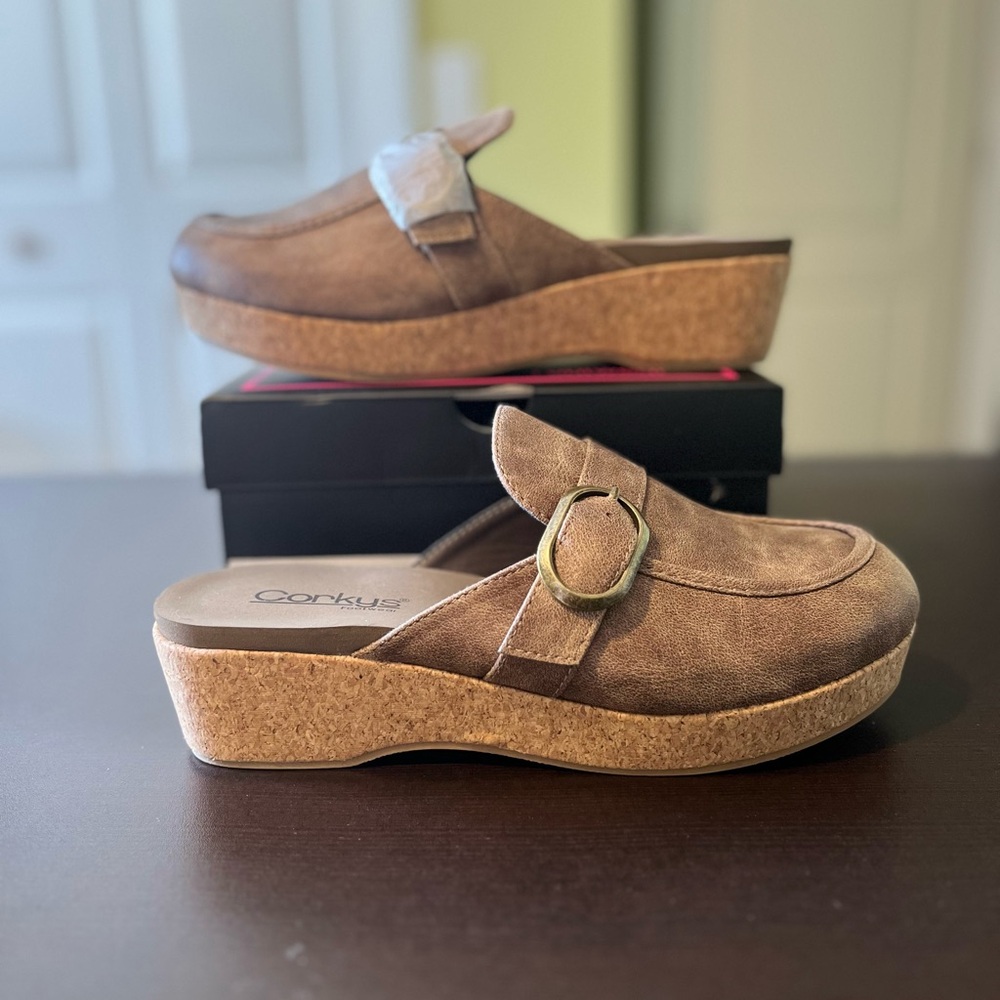 Corkys, NWT, platform mules, size 8. Adjustable buckle, cushy neoprene insole